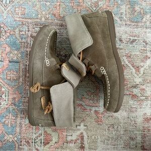 Sperry brand suade booties